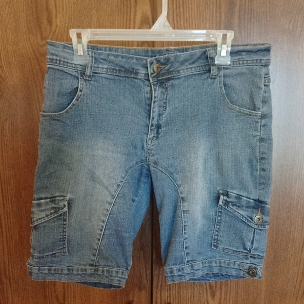 Apollo Cargo Skinny Jean Shorts